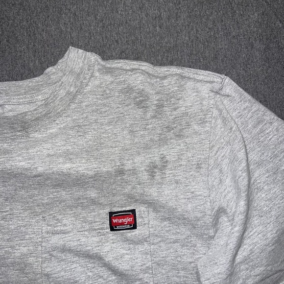 Wrangler Work Shirt Short Sleeve Grey Mens XL Pocket Has Stains - Picture 4 of 5